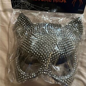 Sparkling Cat Eye Mask - Silver